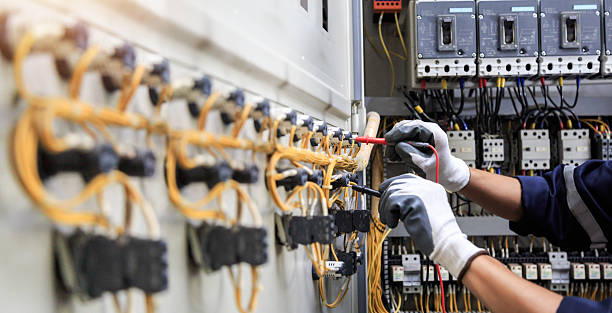 Professional Electrician technician working in Escondido, CA